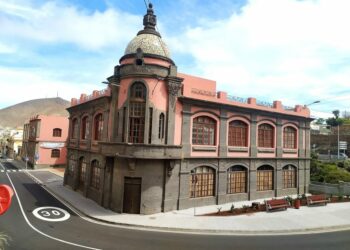Antiguo Instituto de Guía, sede de las Escuelas Artísticas Ciudad de Guía