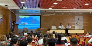 La Gerencia de Atención Primaria de Tenerife celebra una jornada sobre actualización de vacunación