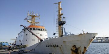 Canalink-Barco cable submarino