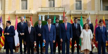 Clavijo eleva a la Conferencia de Presidentes medidas “constructivas” en materia de vivienda, migración y educación