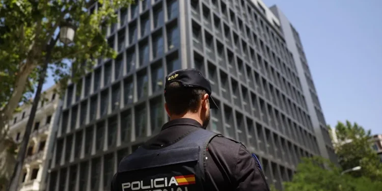 Casi 5.000 afectados en 30 países por la criptoestafa dirigida desde Las Palmas