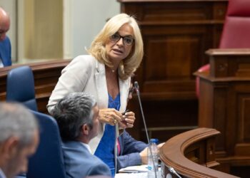 Sanidad avanza en los proyectos de obras para los centros de salud de El Hierro y la ampliación del hospital