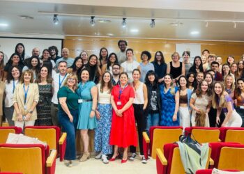 La Gerencia de Atención Primaria de Tenerife da la bienvenida a 49 residentes en Medicina y Enfermería Familiar