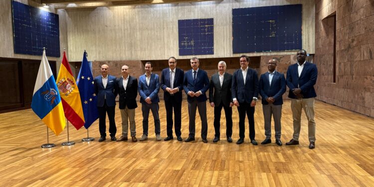 Manuel Domínguez presenta una iniciativa europea que impulsa la digitalización del comercio en zonas turísticas