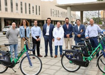 El Hospital Doctor Negrín dispone de una estación de Sítycletas eléctricas para usuarios y profesionales