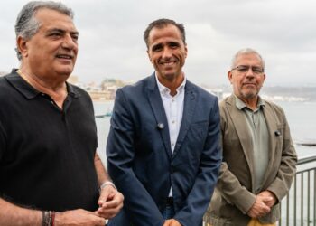 La Consejería de Deportes refuerza la educación en seguridad acuática con un programa formativo este verano