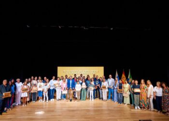 Educación otorga los Distintivos de Excelencia a once centros de Canarias