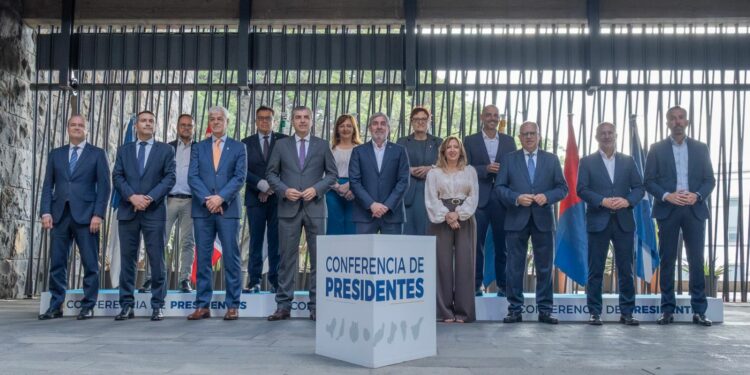 Gobierno y cabildos avanzan en la “transformación” del sistema de dependencia en Canarias