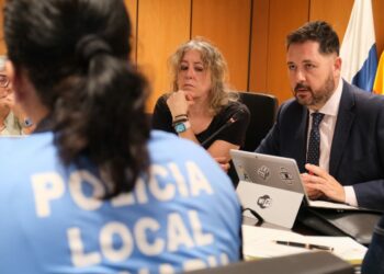 Josué Íñiguez, concejal de Seguridad, Convivencia y Cultura, durante la Junta Local de Seguridad