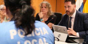 Josué Íñiguez, concejal de Seguridad, Convivencia y Cultura, durante la Junta Local de Seguridad