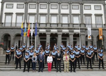 La Policía Local de Las Palmas de Gran Canaria se fortalece con 45 agentes en prácticas, 5 inspectores y 6 subinspectores 1