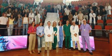 El Hospital Doctor Negrín da la bienvenida a 70 nuevos residentes de diferentes especialidades