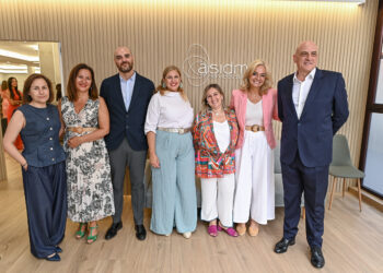 Monzón asiste a la inauguración del Centro de Día para personas mayores de Asidma en Las Palmas de Gran Canaria
