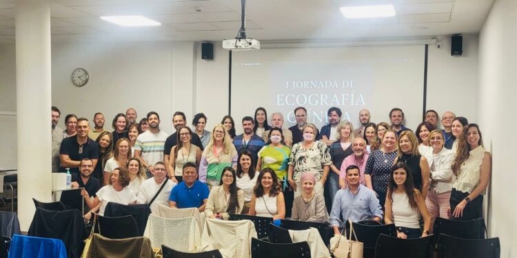 Profesionales de Atención Primaria de Tenerife participan en una jornada sobre ecografía clínica