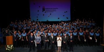 Clavijo: “Seguimos dando pasos para construir un sistema de seguridad adaptado a la realidad de Canarias”