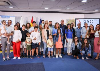 Una iniciativa de la Red de RSC ofrece estancias en La Graciosa para familias con menores en tratamiento oncológico