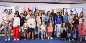 Una iniciativa de la Red de RSC ofrece estancias en La Graciosa para familias con menores en tratamiento oncológico