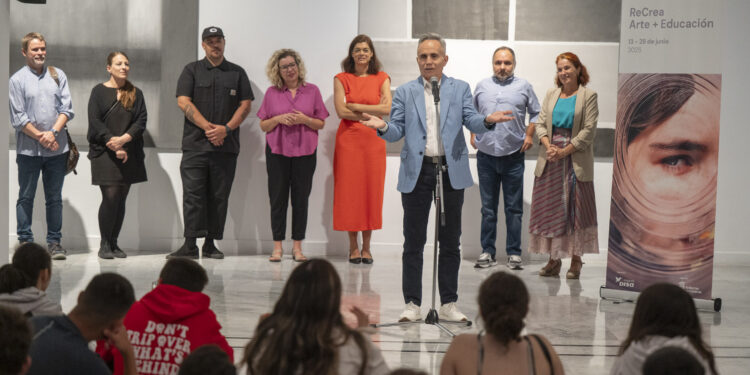 La Regenta apuesta por la creación joven en la exposición ‘ReCrea Arte+Educación’