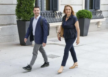 CC no garantiza su apoyo a Sánchez hasta que «no haga un ejercicio de transparencia»