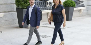 CC no garantiza su apoyo a Sánchez hasta que «no haga un ejercicio de transparencia»