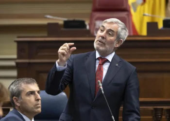 Clavijo cree que la modificación de la RIC será «determinante» para afrontar la falta de viviendas asequibles en las islas