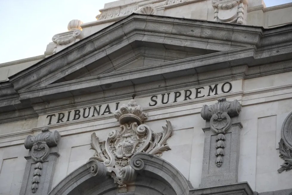 Detalle de la fachada del Tribunal Supremo en una imagen de archivo. EFE/Javier Lizón