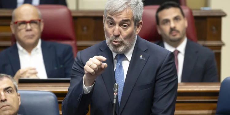 Clavijo: «Ni unos ni otros quieren a los negritos en España»