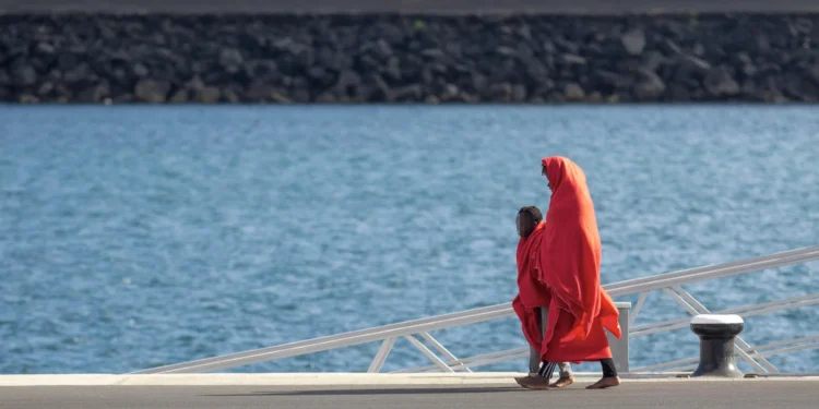 Los Gobiernos central y canario pactan el alta inmediata de 827 menores en la red de acogida estatal