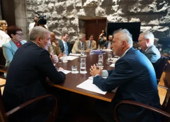Torres está convencido de que el Constitucional no tumbará la reforma de la ley de extranjería