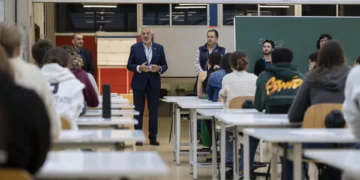 La PAU se inicia en Canarias un día después que en la mayoría de España por el reto logístico
