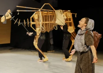 Mario Vega regresa a África diez años después de ‘Suleimán’ para contar el abandono del Sahara