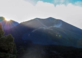 Afectados por el volcán de La Palma piden hacer públicas las grabaciones del Pevolca previas a la erupción