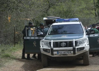 Detienen a una mujer de 19 años y su pareja acusados de matar al abuelo de ella en Firgas (Gran Canaria)