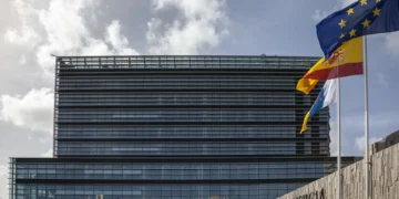 Un octogenario acepta ocho años de cárcel en Gran Canaria tras confesar que violó a su hija tetrapléjica durante cinco años