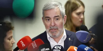 CC exige a Sánchez una «decisión radical» antes de que «lo obliguen los acontecimientos»