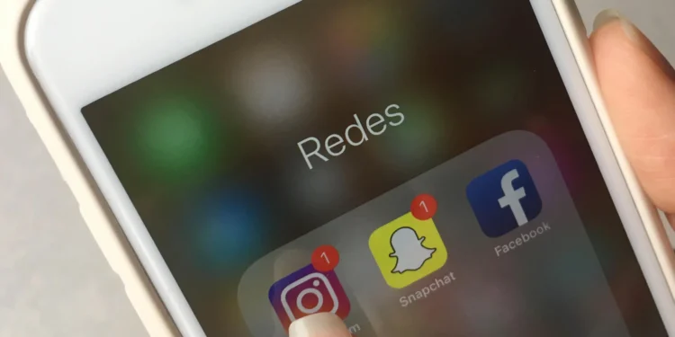 Una jueza expulsa cuatro años de las redes sociales a un rapero por amenazar e injuriar a un periodista