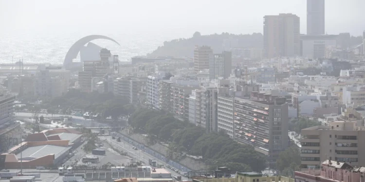 Canarias, comunidad con mayor contaminación del aire por partículas PM10