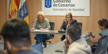 Sanidad presenta la Estrategia de Enfermedades Neurodegenerativas de Canarias