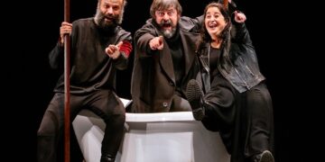 ‘Conquistadores’ desembarca en el Guiniguada con humor, historia y teatro del absurdo