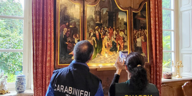 La Guardia Civil recupera más de 60 bienes culturales ilegalmente exportados desde España a Italia