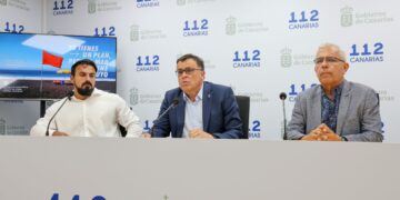 El Gobierno de Canarias recuerda que el mar tiene “su propio plan” y llama a la prudencia en playas y costas