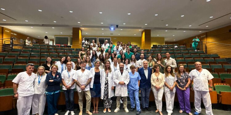 El Insular-Materno Infantil homenajea a los especialistas que han finalizado su período formativo