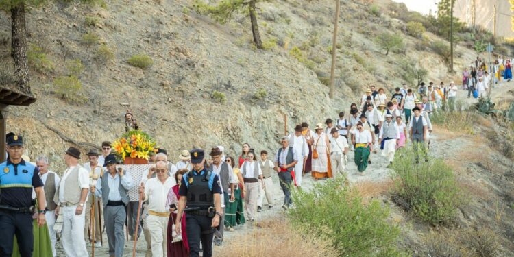 BAJADA DE SANTIAGO EL CHICO-[CC SBT]-[12.07]-[PRENSA]-6