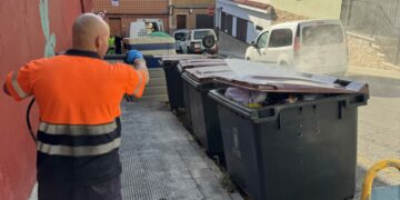 El Ayuntamiento finaliza la III fase del Plan de Higiene Urbana que ha llegado a más de un centenar de barrios (Piletas)