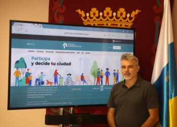 El edil David Hernández presentó los presupuestos participativos de Puerto de la Cruz