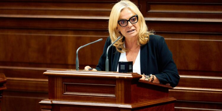 Monzón defiende la transformación de la gestión sanitaria durante los dos primeros años de legislatura