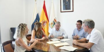 FIRMA CONVENIO RED ELECTRICA