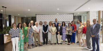 Esther Monzón asiste a la toma de posesión de la junta directiva del Colegio Oficial de Farmacéuticos de Las Palmas