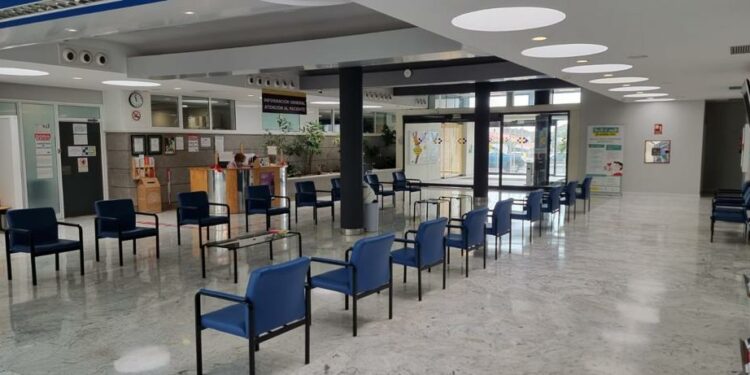 El SCS implanta en El Hierro el sistema de recordatorios de citas para consultas hospitalarias