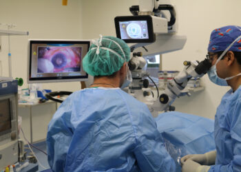 El hospital Molina Orosa incorpora la cirugía vítreorretiniana a su cartera de servicios